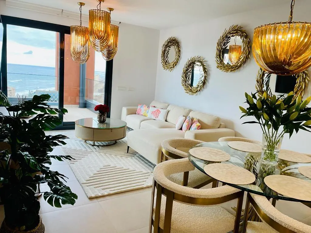 Magnificent 3 Bedroom Penthouse Fuengirola 0*,